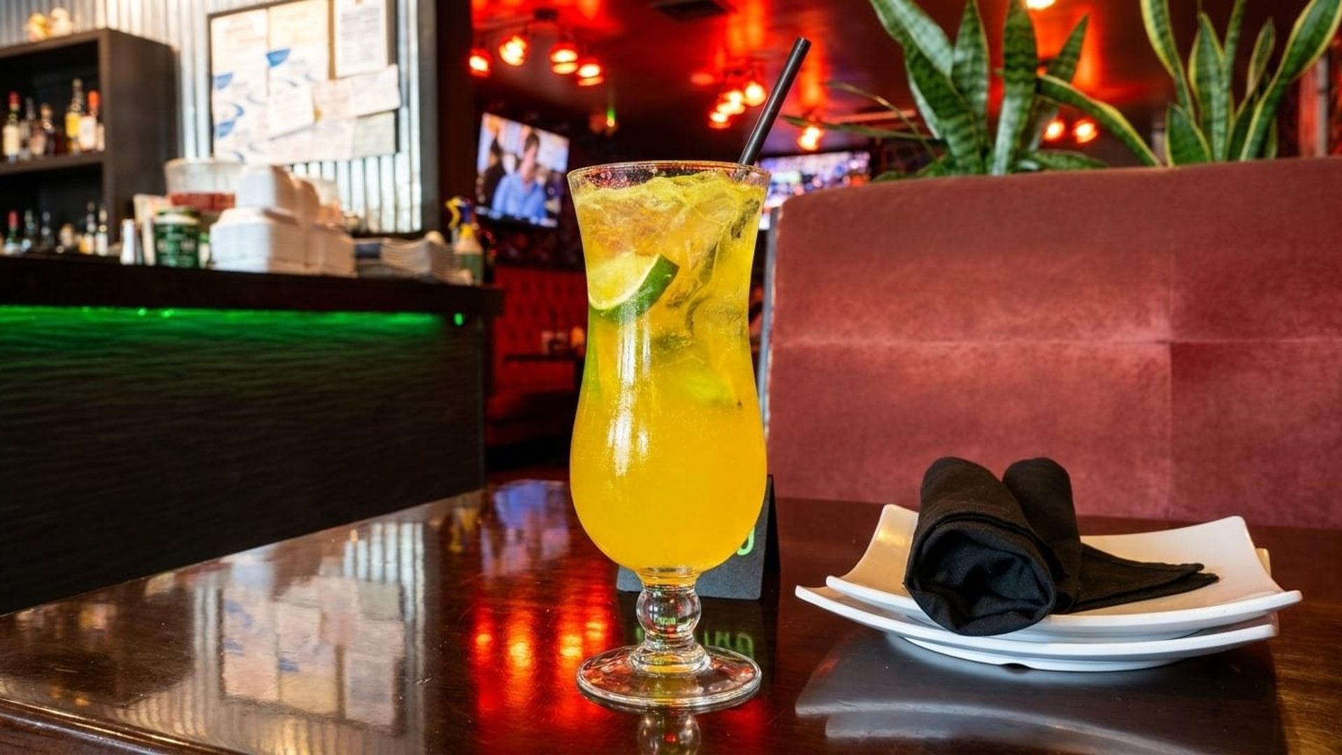 Happy Hour Ends at 7pm